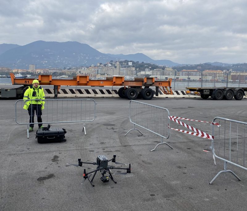 A La Spezia Si Alzano In Volo I Droni Messaggero Marittimo